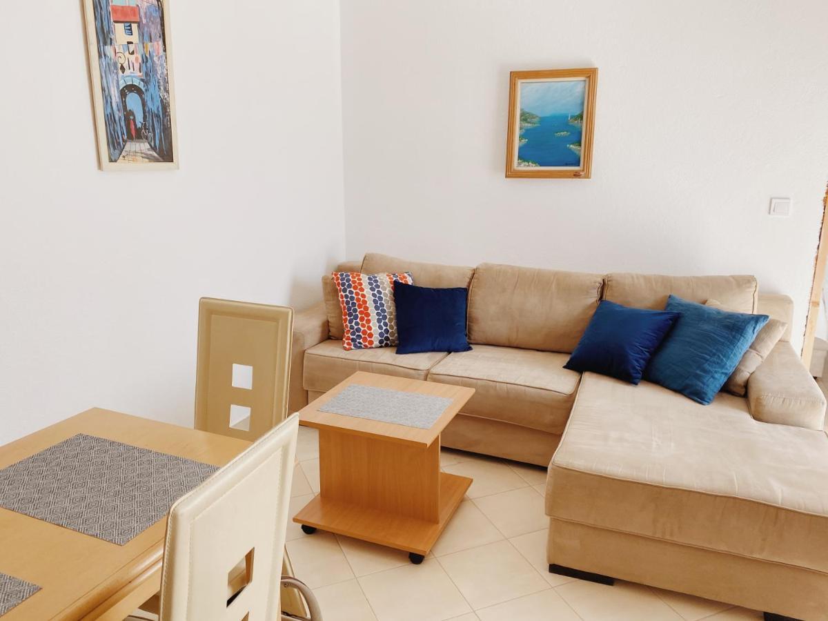 Apartments Sneki Baošići Buitenkant foto